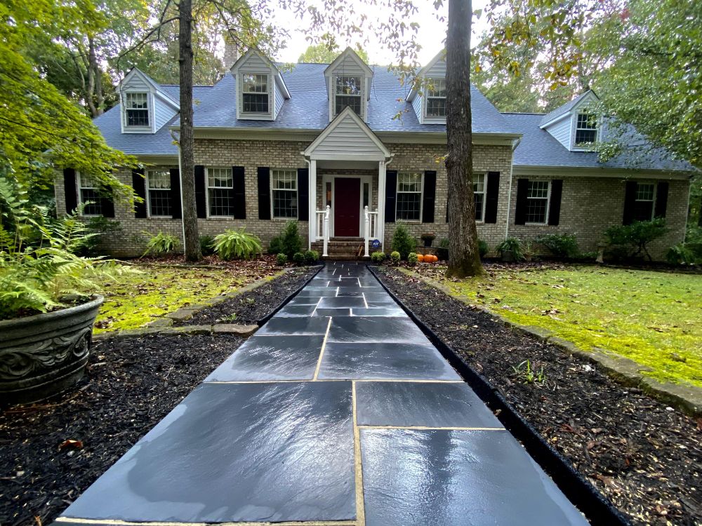 Roof, Fence, and Walkway cleaning in Manakin Sabot, Va Image